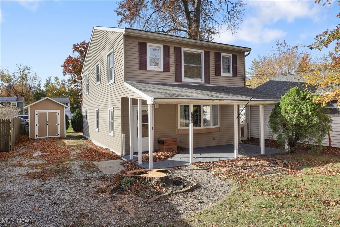 728 E 343rd St Eastlake, OH 44095 – photo 2