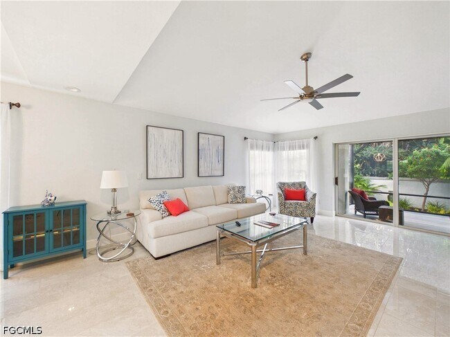 Foto del edificio - 27171 Enclave Dr