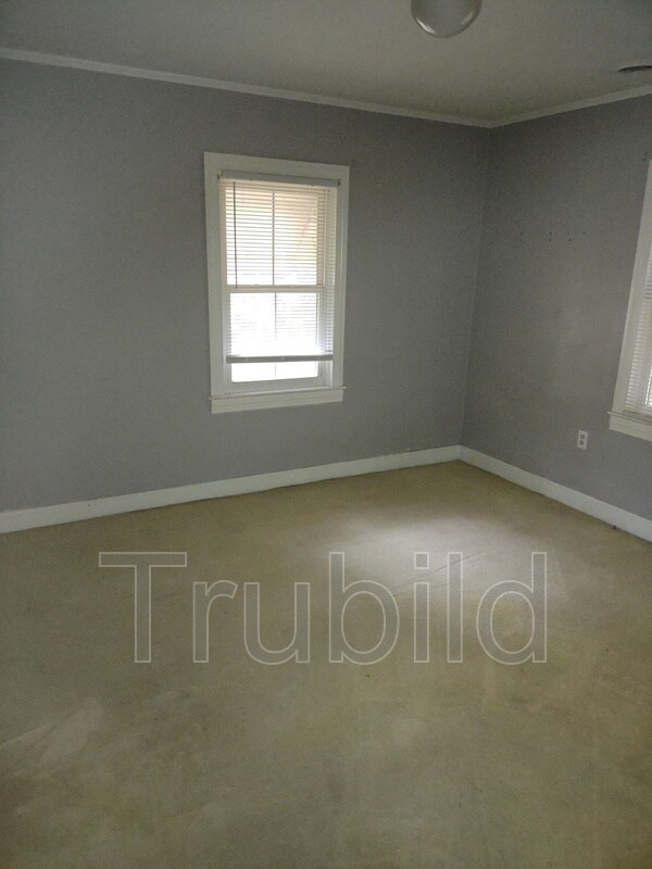 Building Photo - 5438 Marie St