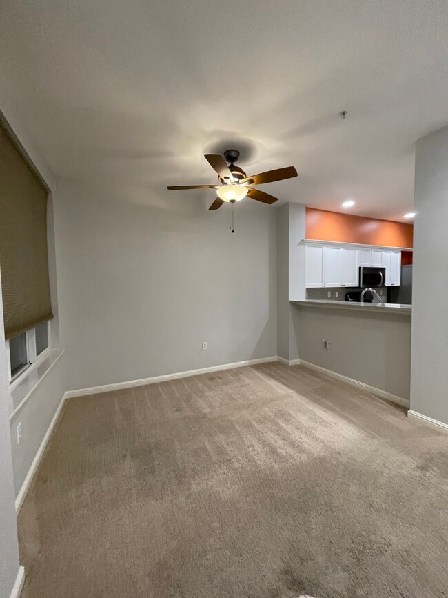 Building Photo - 9205 122nd Ct NE