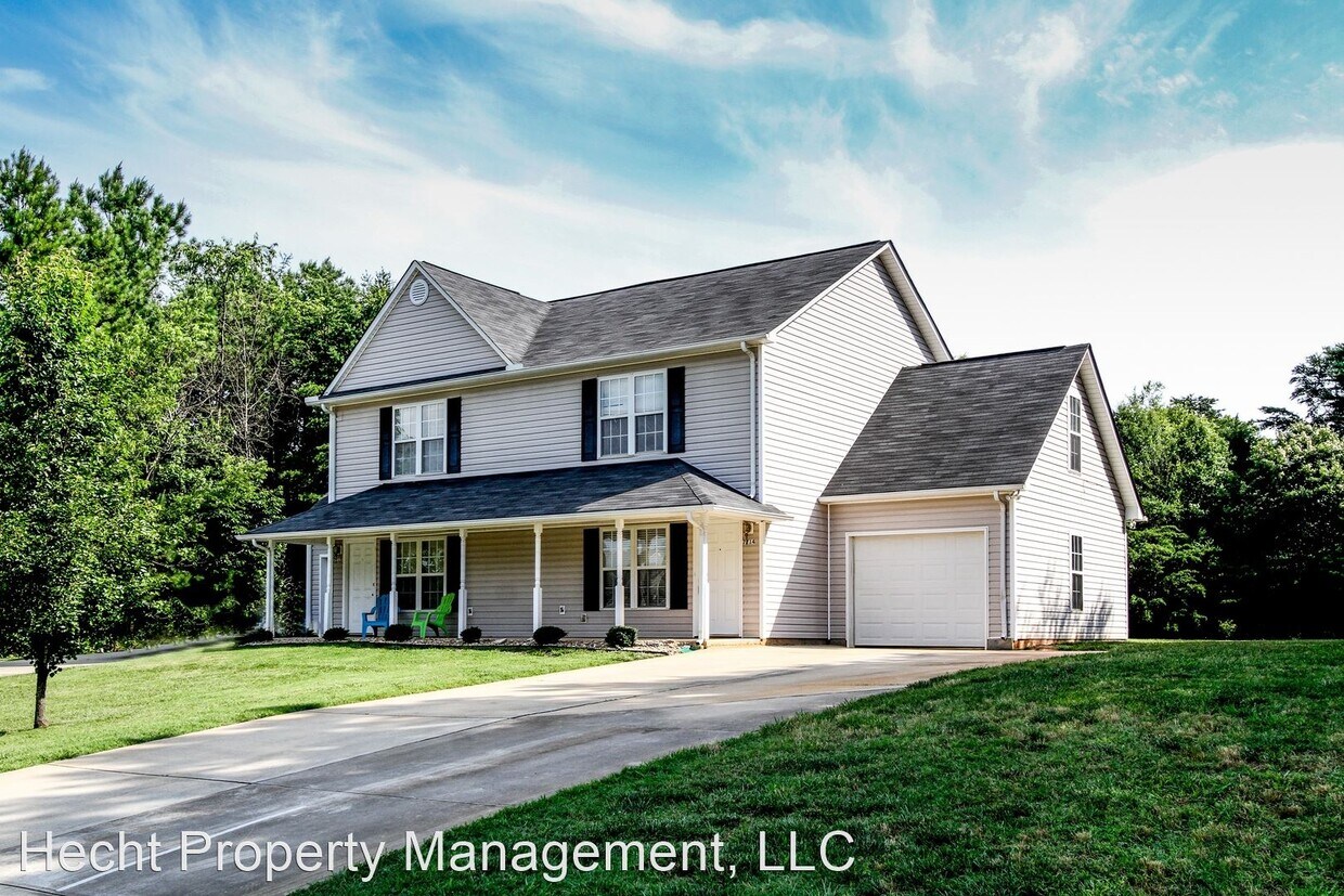 2 br, 2.5 bath House 7714 Keistler Store Rd House Rental in