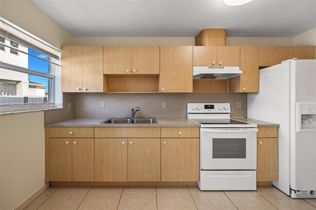 Foto del edificio - 3072 NW 14th St