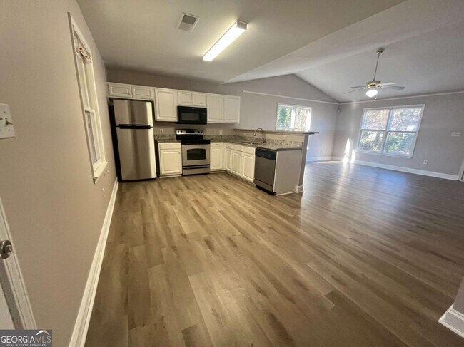 Foto del edificio - 100 Fair Oaks Dr