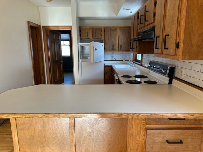 Building Photo - 162 Washington St