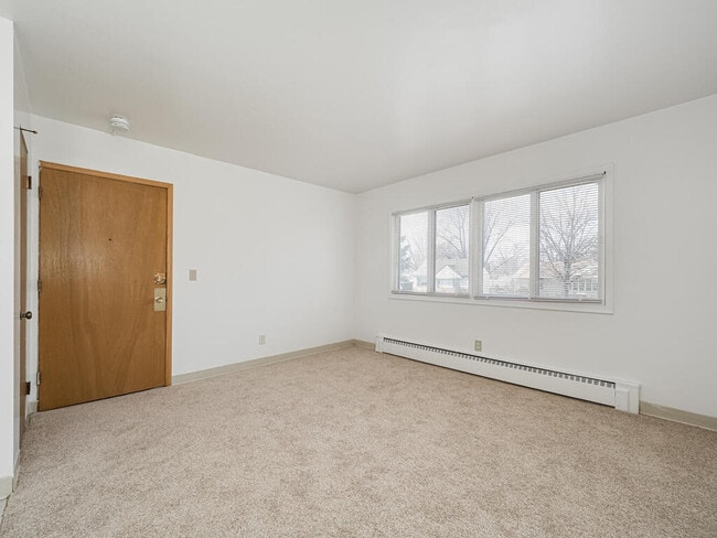 Building Photo - 4965 3rd St NE