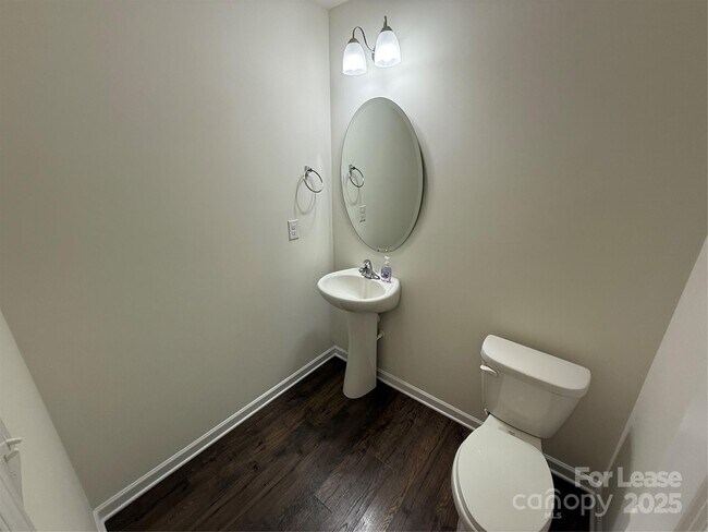 Foto del edificio - 9010 Harwood Knoll Dr