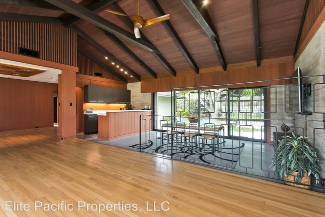 Building Photo - 3 br, 2 bath House - 4103 Kahala Avenue