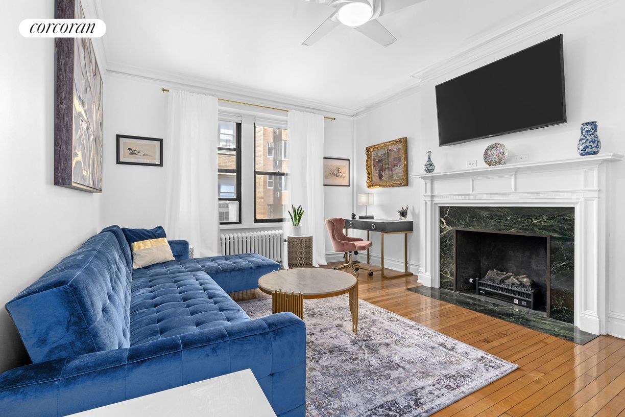 Foto principal - 135 W 58th St