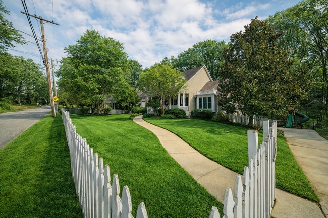 Photo - 10 Lotus Ct House