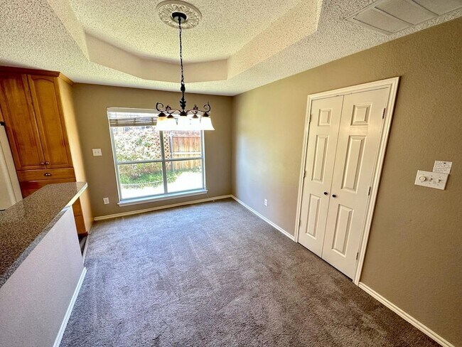 Foto del edificio - 7217 Montego Dr