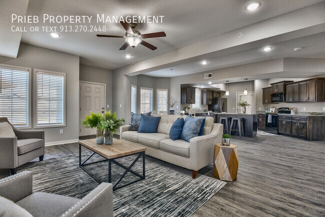 Building Photo - Parkview Apartments - Available October 10th