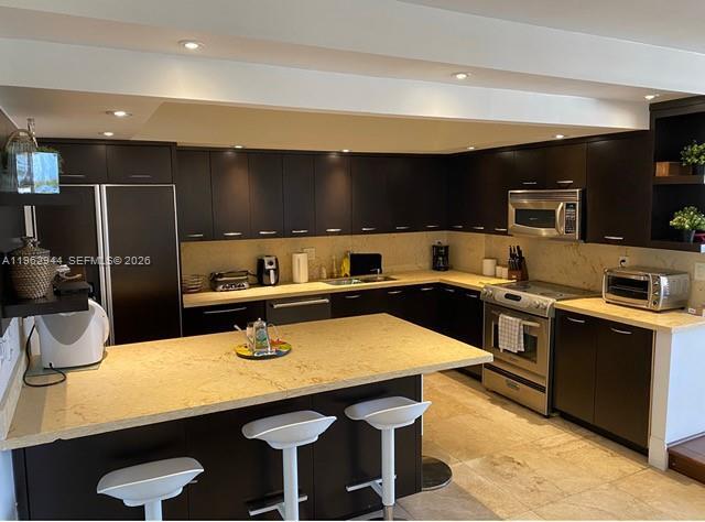 Building Photo - 121 Crandon Blvd