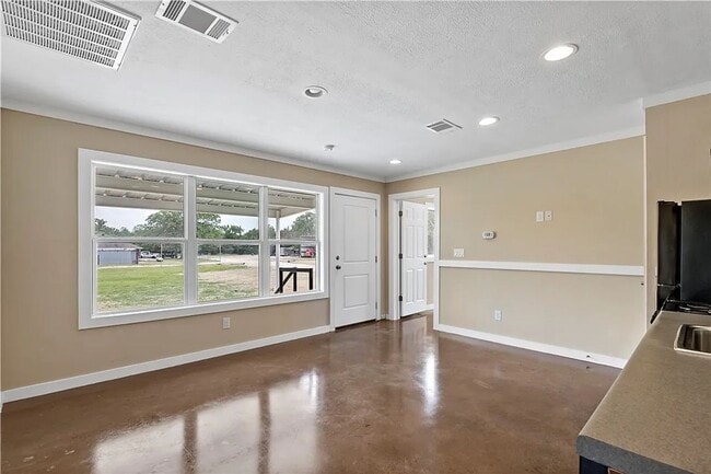 Foto del edificio - 10291 Ferrill Creek Rd
