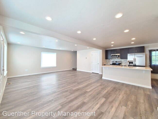 Building Photo - 3 br, 2 bath House - 2713 N Miami Ct