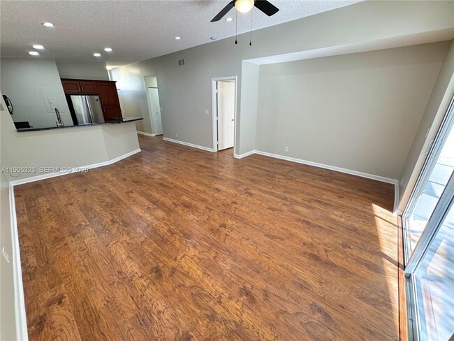 Foto del edificio - 22278 Misty Woods Way