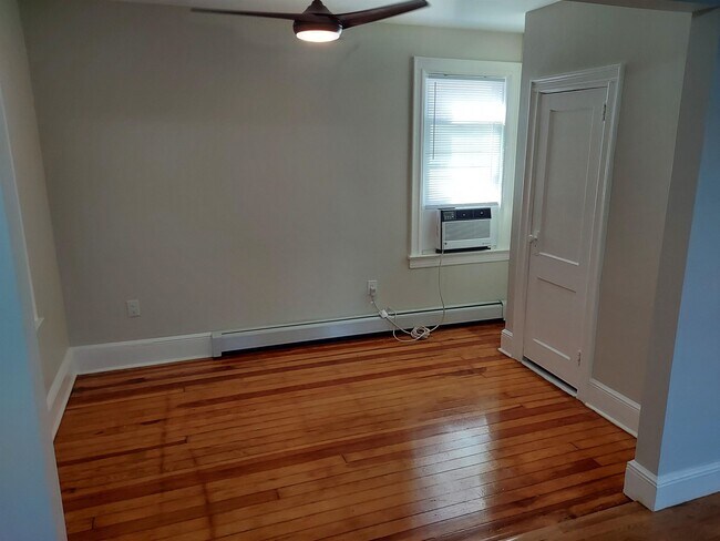 Foto del edificio - 38 E 19th St