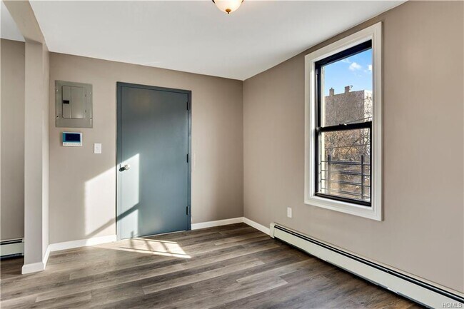 Building Photo - 23 Park Hill Ave