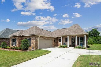 Building Photo - 18168 Old Reserve Dr