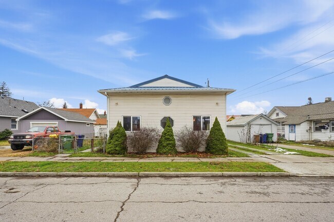 Foto del edificio - 5111 N Stone St