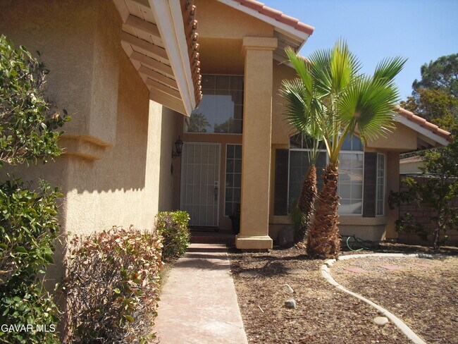 Foto del edificio - 40112 Castana Ln