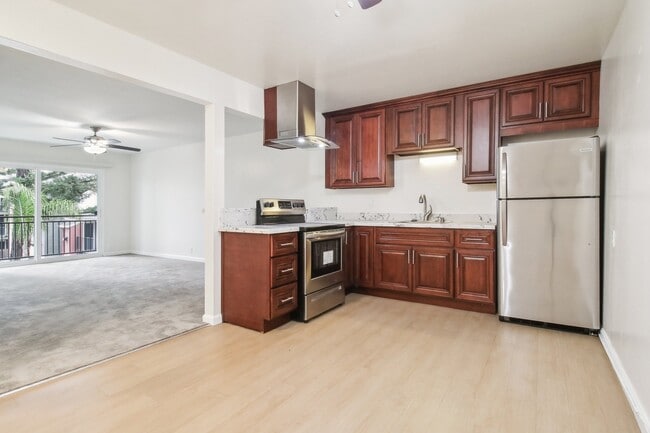 2BR, 1BA Kitchen - Summit Apartments