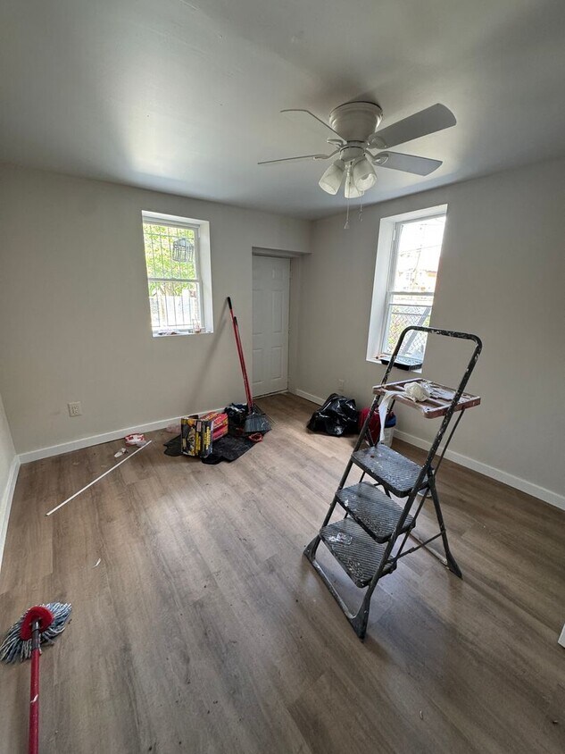 Foto principal - 1839 Master St