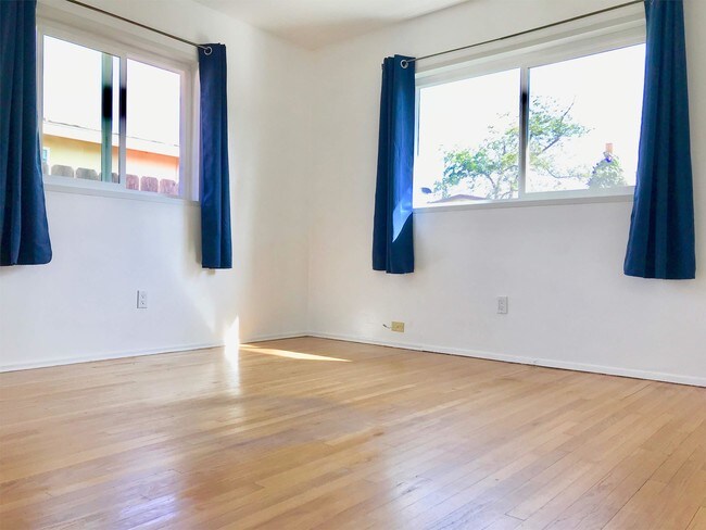 Foto del edificio - 7367 Central Ave
