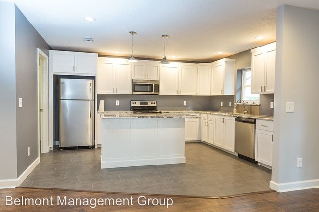 Building Photo - 3 br, 2 bath House - 742 Bistline Avenue