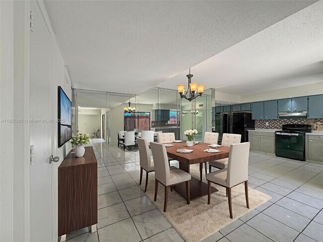 Foto del edificio - 8103 SW 24th St