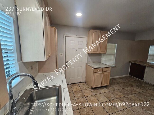 Foto del edificio - 237 Sunnyland Dr