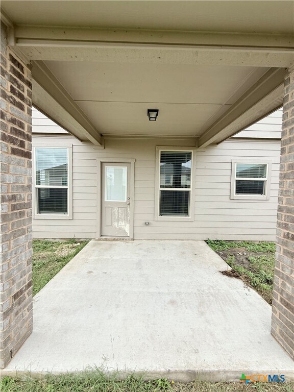 Foto del edificio - 3711 Brunswick Dr