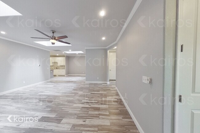 Foto del edificio - 7401 Mosley St.