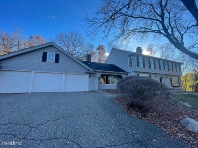 Building Photo - 6 br, 4 bath House - 5705 Parkwood Ln