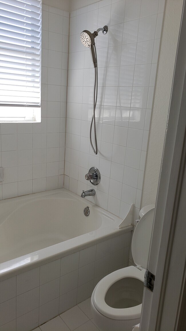 Foto del edificio - 7803 NW 114th Path