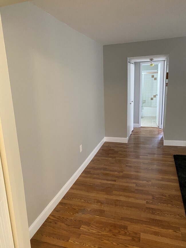 Building Photo - Summit Pointe