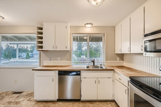 Building Photo - 10316 228Th Avenue Court E, Buckley, WA, 9...