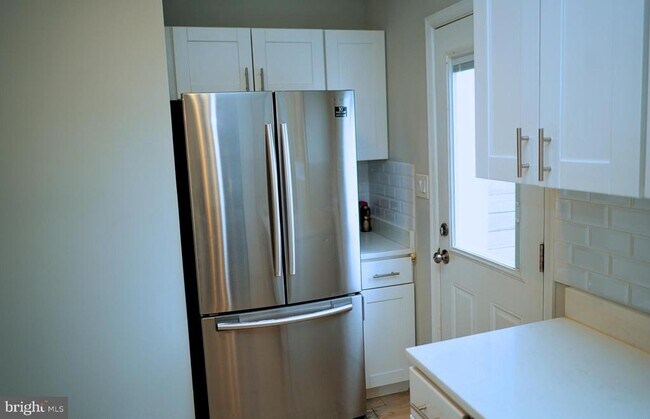 Foto del edificio - 1712 Fort Davis St SE