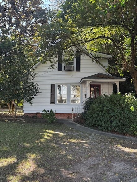Foto principal - 250 E Vermont Ave