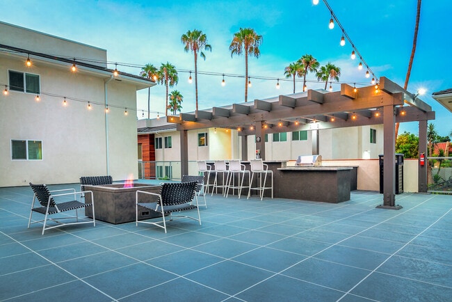 Building Photo - Bixby Hill Apartments