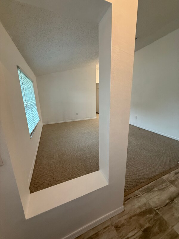 Photo - 6837 Woodgrain Ct House