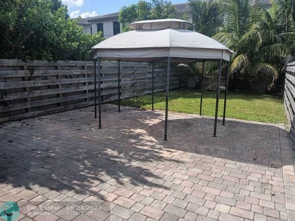 Foto del edificio - 1561 SW 30th St