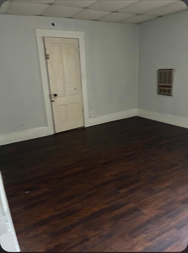 Foto del edificio - 307 E Promenade St