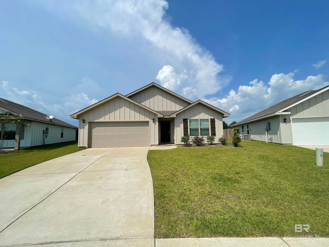Primary Photo - 23976 Songbird Dr