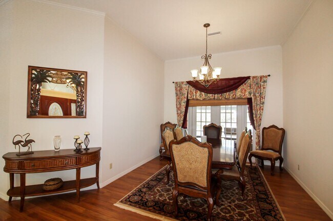 Building Photo - Gange Ct, 1106