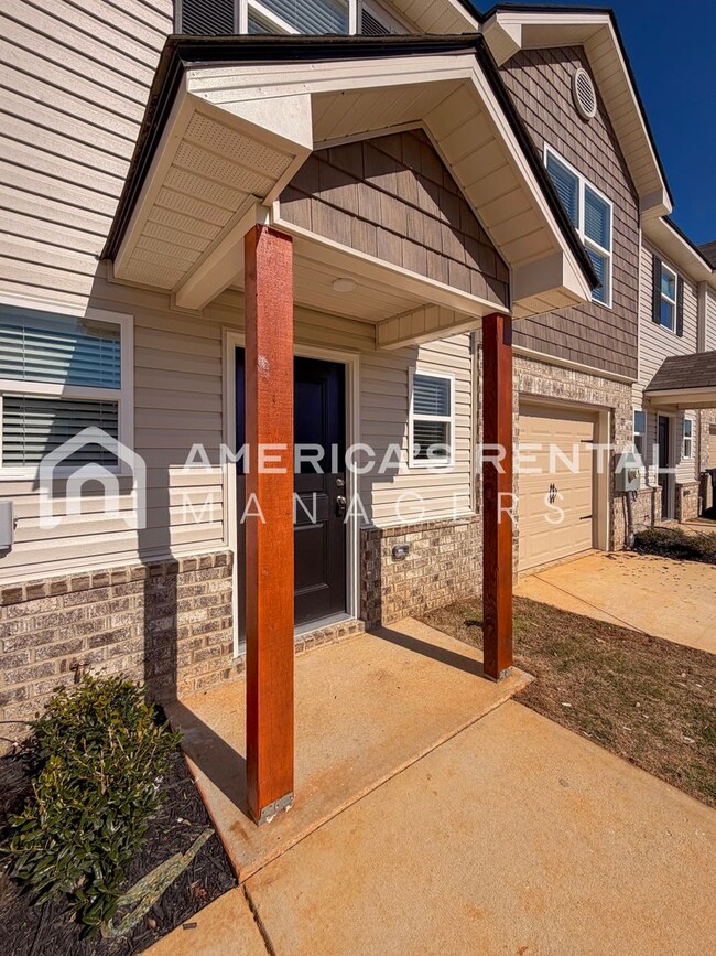 Building Photo - Deposit Pending!!  MOVE IN SPECIALS! New Construction Townhome for Rent in Lincoln, AL! Sign a 13...