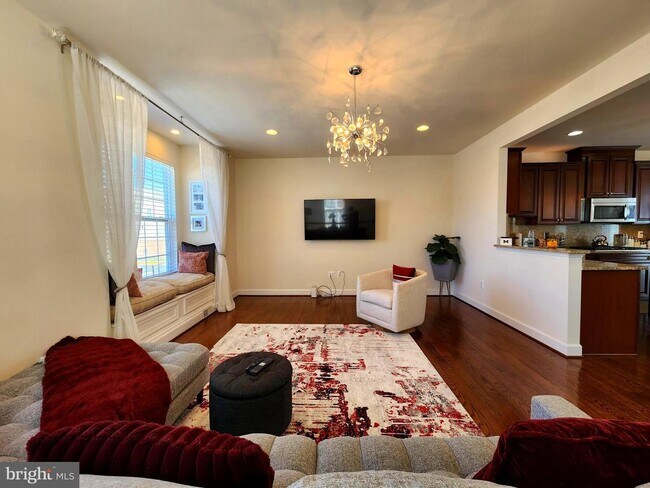 Building Photo - 6254 Summit Point Ct