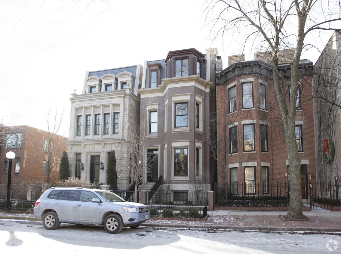 Foto principal - 1930 N Mohawk St