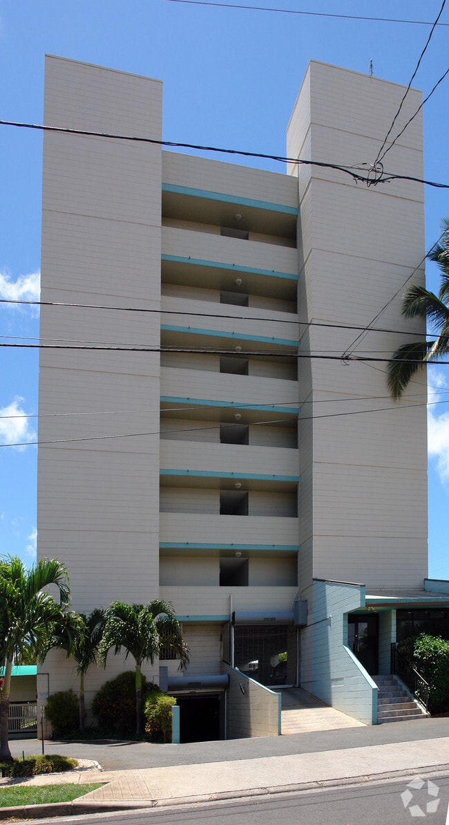 Building Photo - Sun Hala