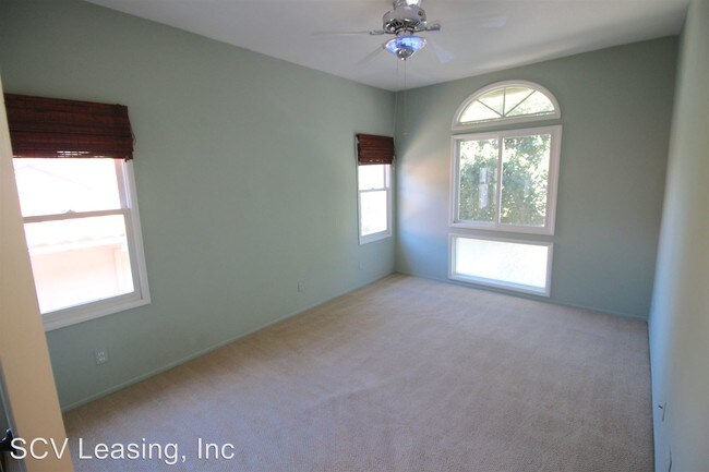 Building Photo - 23524 Heritage Oak Ct