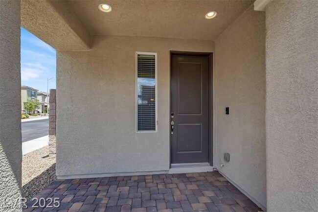 Building Photo - 4630 Summer Azure St